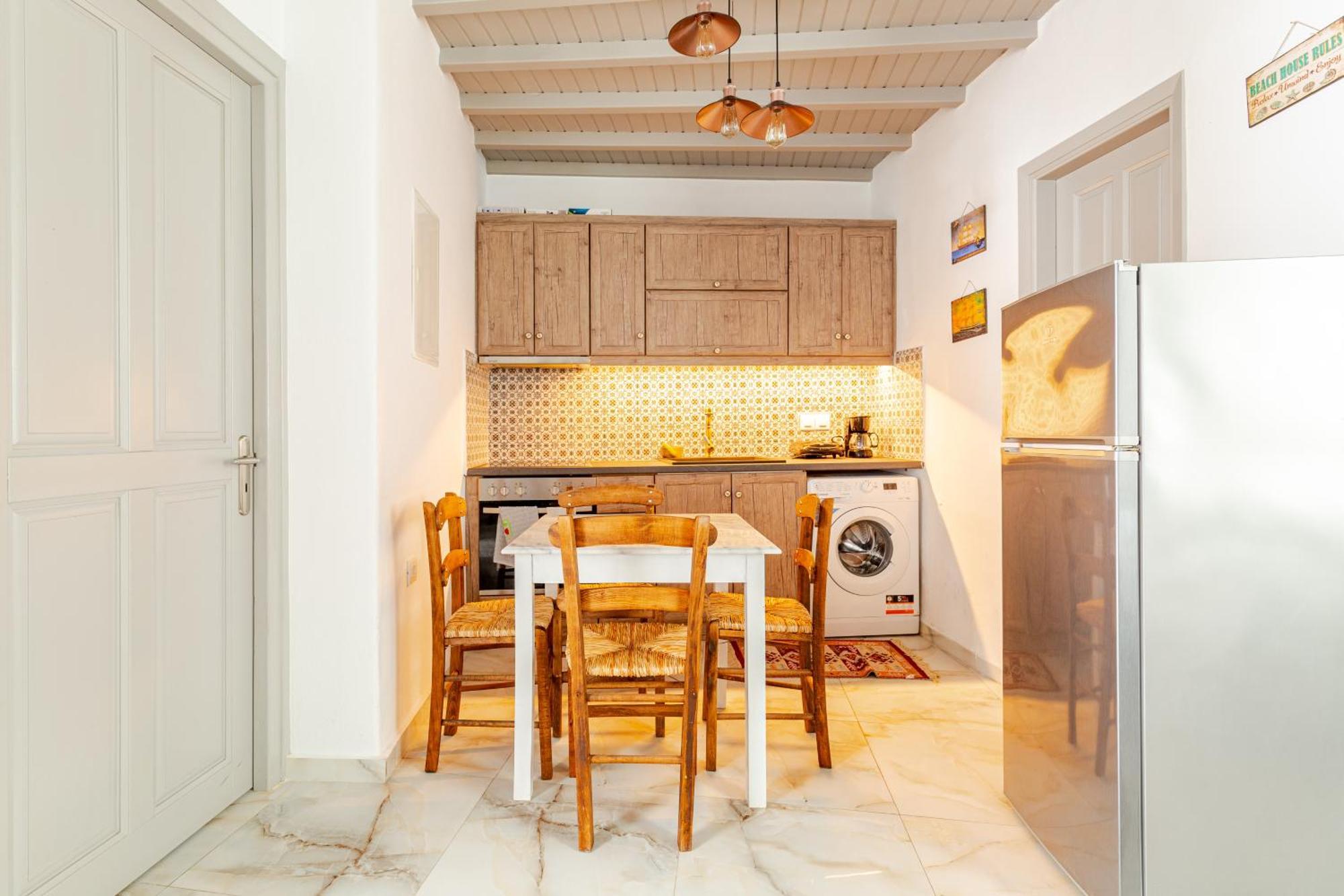 Apartment Elenitas House In *